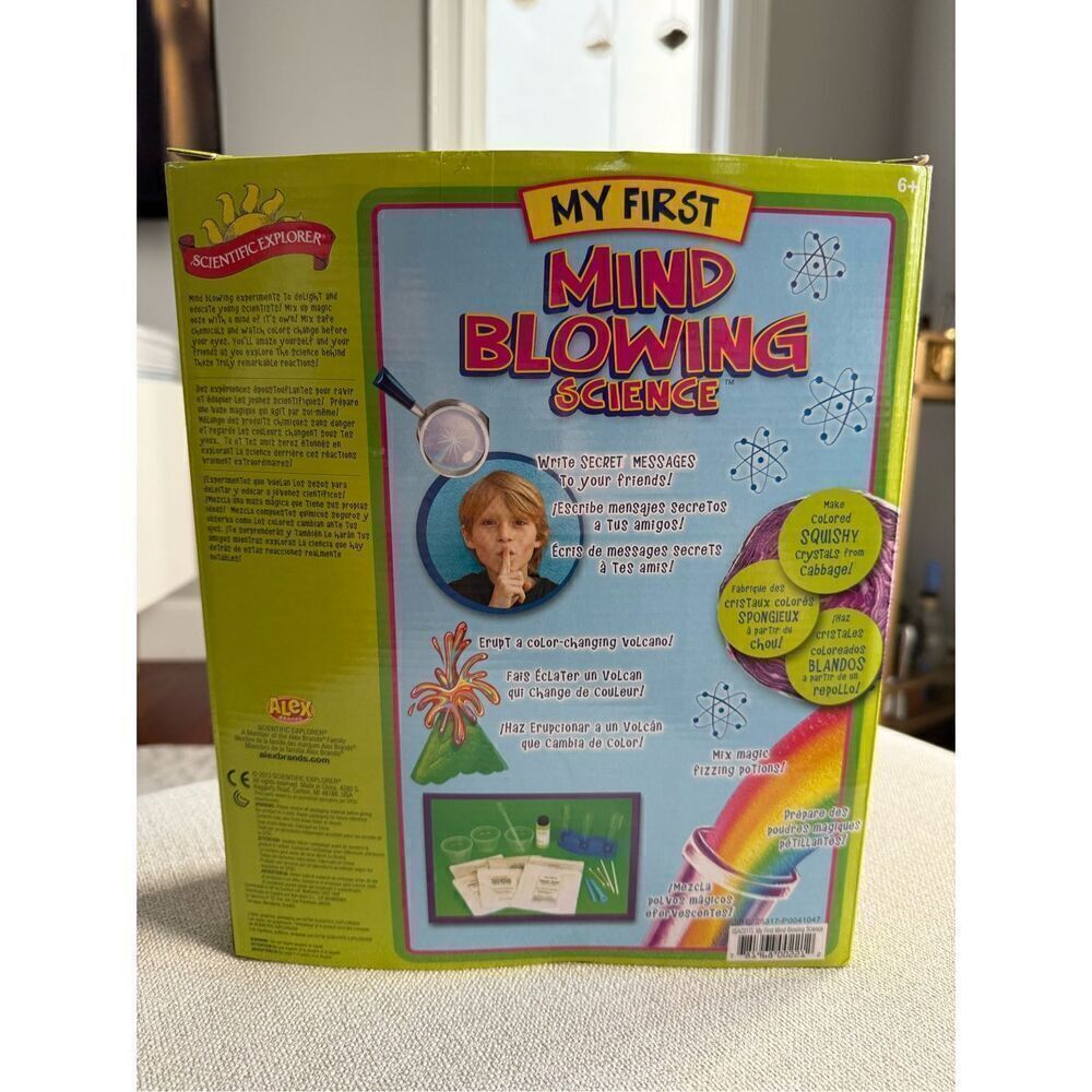 My First Mind Blowing Science Kit - Picture 4 of 4